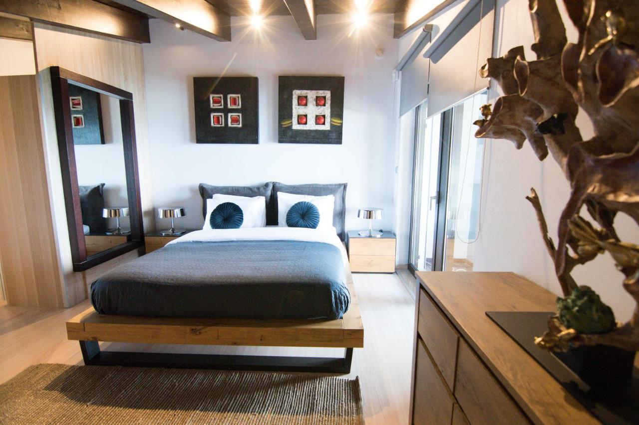 Villa Equinox *