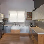 Villa Equinox