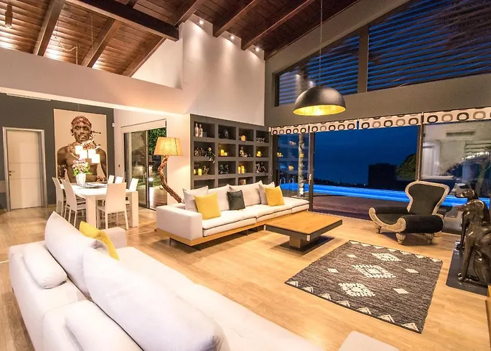 Villa Equinox